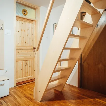 Apartma Borovc 아파트 *
